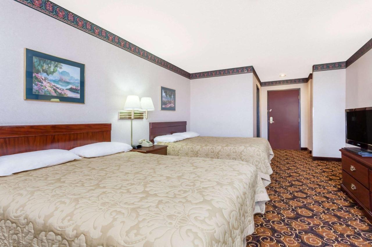 Super 8 By Wyndham Evansville North Stacer Ngoại thất bức ảnh